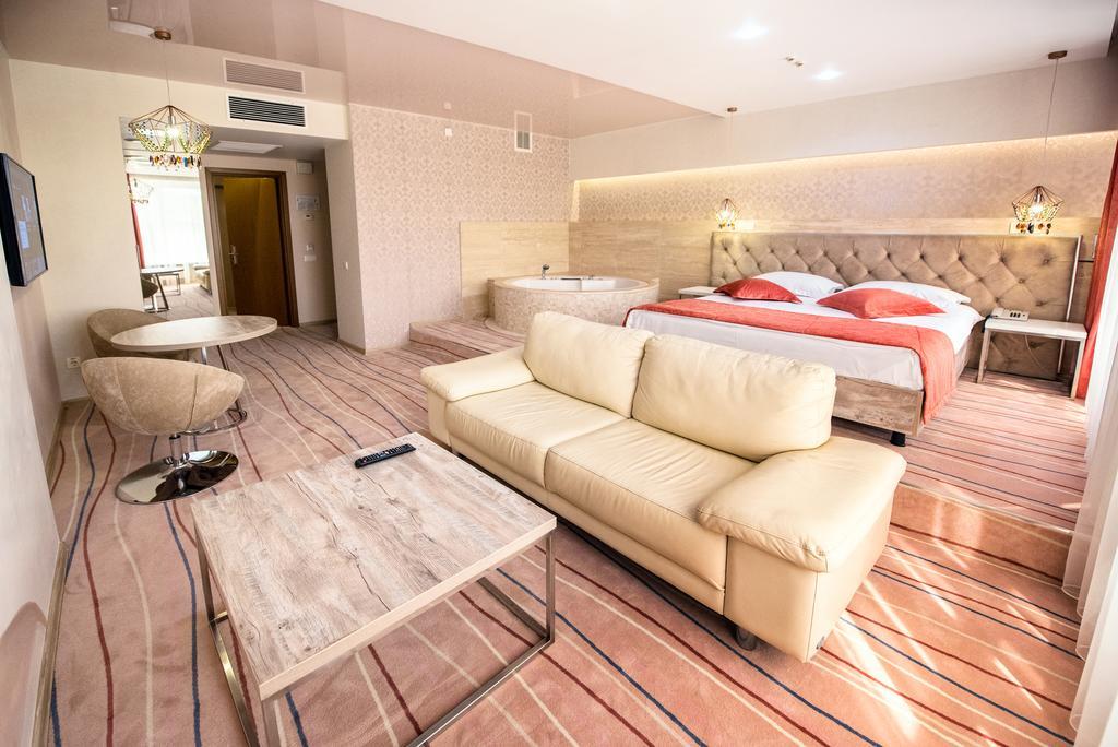 Hotel Palladium Odessa Extérieur photo